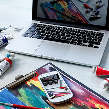 暴菊漫画,揭示人性阴暗面的讽刺之作